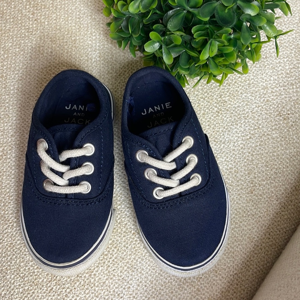 Janie and Jack twill canvas sneakers toddler boys navy/white size 6